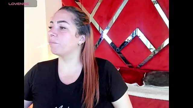 alexiaystive3 online show from 4, 10, 2025
