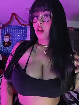 Gabilicious25 online show from 18, 12, 2025