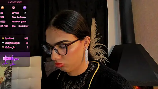 Snapshot of Almaazz chatting on 21, 6, 2026 Almaazz online show from 21, 6, 2026