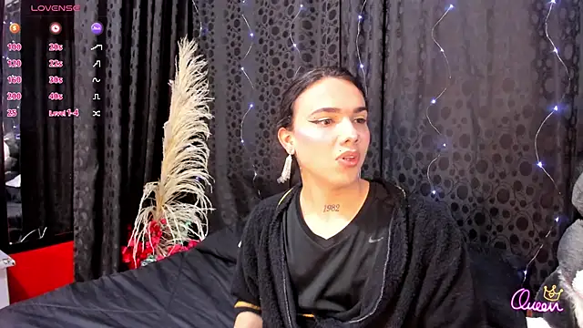 Snapshot of Almaazz chatting on 15, 6, 2026 Almaazz online show from 15, 6, 2026