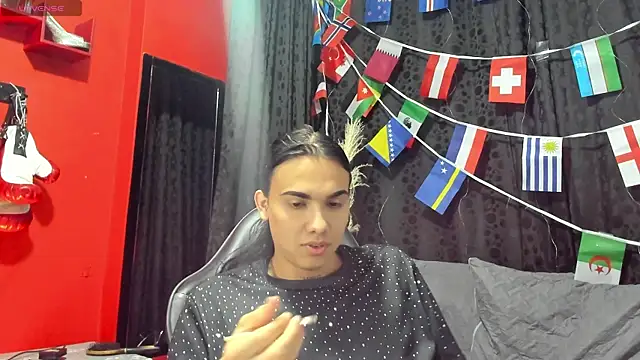 Snapshot of Almaazz chatting on 3, 7, 2026 Almaazz online show from 3, 7, 2026