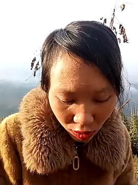 bonnie-00 online show from 17, 12, 2025