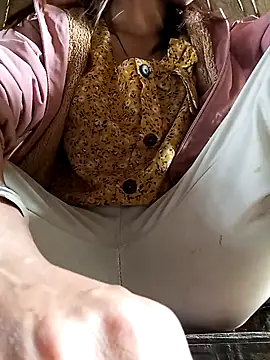 bonnie-00 online show from 21, 4, 2026