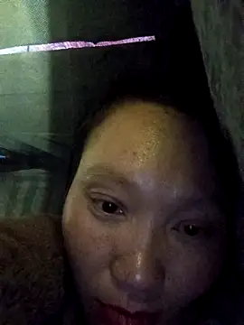 bonnie-00 online show from 18, 12, 2025