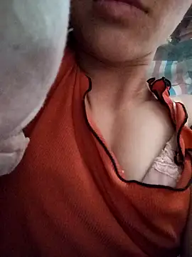 bonnie-00 online show from 27, 3, 2026