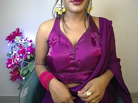 Naughtyy stripgirl online show from 28, 10, 2025