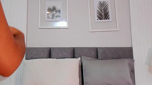 cherry skinny  online show from 8, 2, 2026