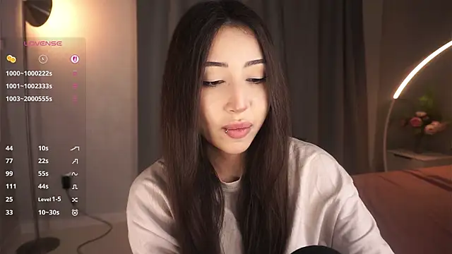 EleonorSimmes online show from 27, 9, 2025