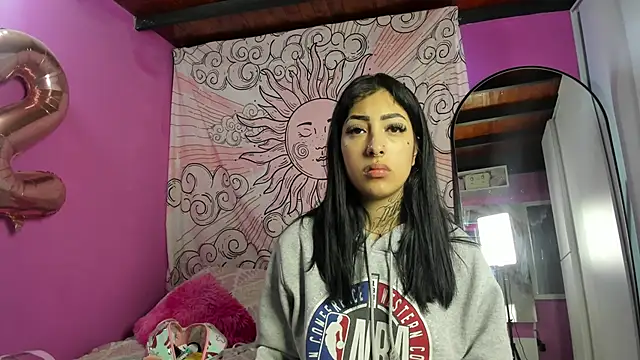 Missmoonstar online show from 17, 9, 2025