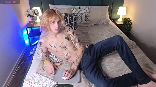 ArchiehalI online show from 2, 10, 2025