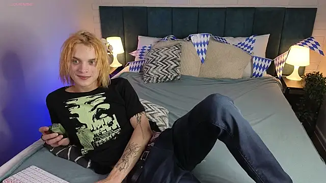 ArchiehalI online show from 16, 9, 2025