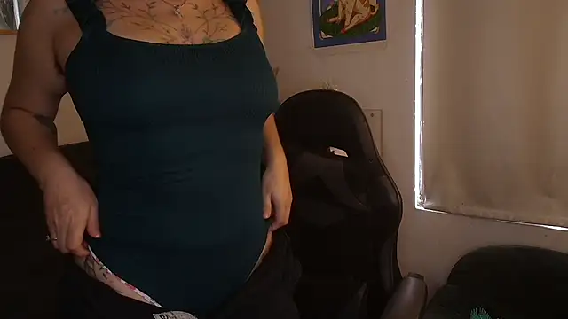 Miacatsito3 online show from 10, 2, 2026