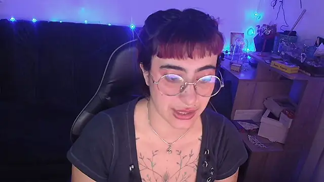 Miacatsito3 online show from 27, 3, 2026