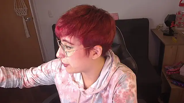 Miacatsito3 online show from 7, 11, 2025