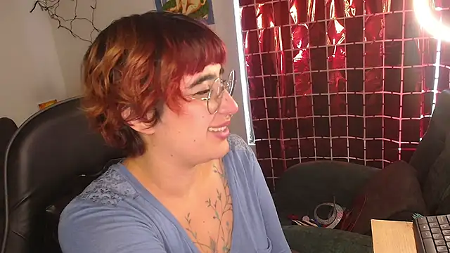 Miacatsito3 online show from 19, 2, 2026