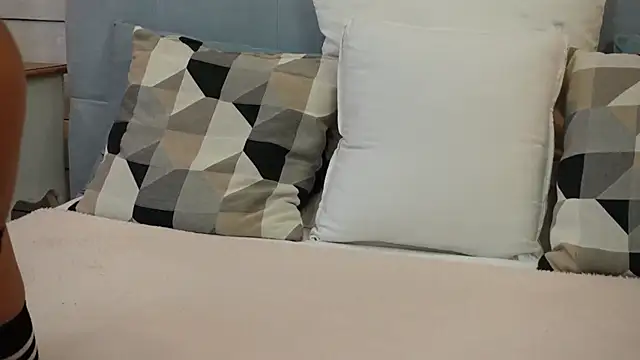 MyaMuse online show from 5, 11, 2025