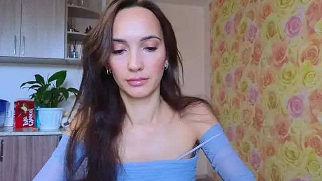 Lillian-Clark online show from 13, 11, 2025