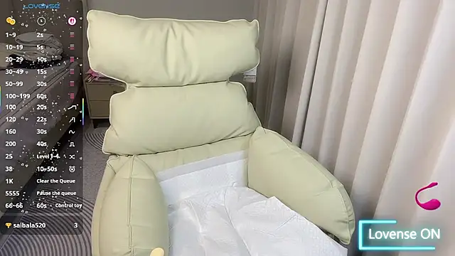 Snapshot of janequeen chatting on 7, 11, 2025 janequeen online show from 7, 11, 2025