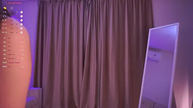 Jupiter Boobs online show from 15, 10, 2025