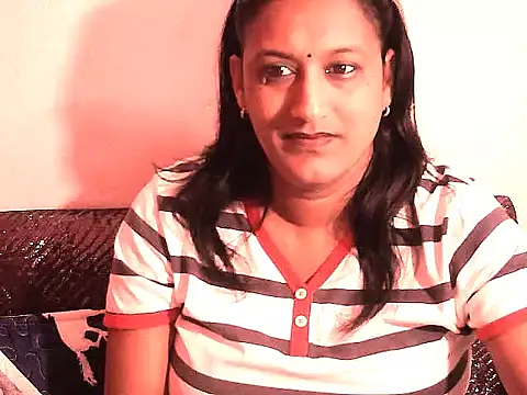 Indiansexyboobs18 online show from 16, 10, 2025