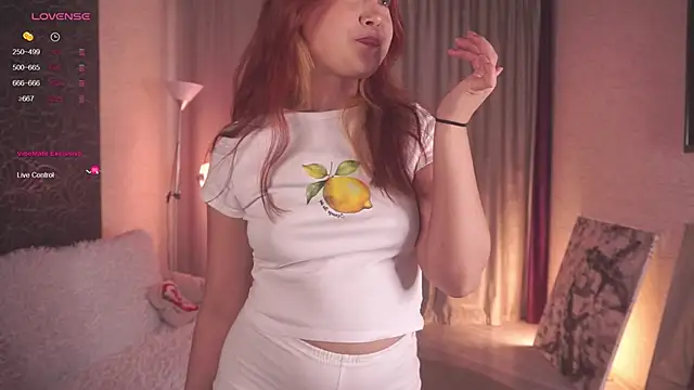 Frences Eyes online show from 2, 10, 2025