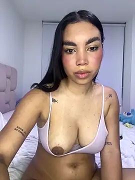 karolaalcendra online show from 12, 3, 2026