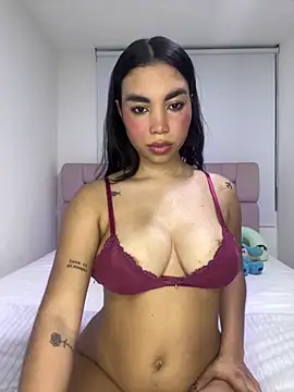 karolaalcendra online show from 5, 4, 2026