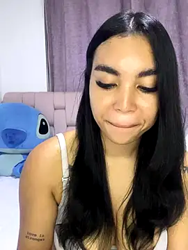 karolaalcendra online show from 8, 11, 2025