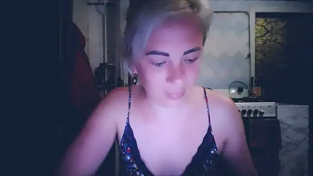 Snapshot of EmmaCat_ chatting on 20, 5, 2026 EmmaCat online show from 20, 5, 2026