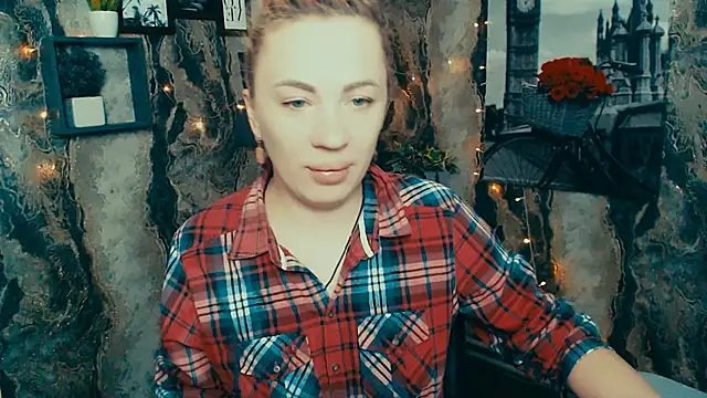 EmmaCat  online show from 20, 12, 2025