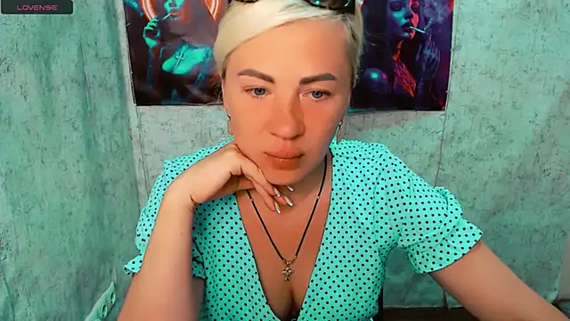 Snapshot of EmmaCat_ chatting on 21, 6, 2026 EmmaCat online show from 21, 6, 2026
