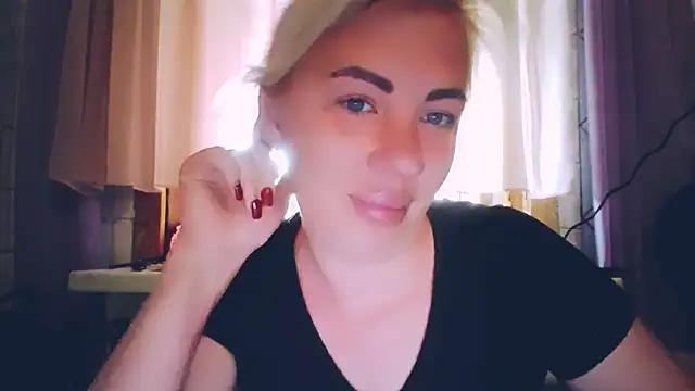Snapshot of EmmaCat_ chatting on 20, 5, 2026 EmmaCat online show from 20, 5, 2026