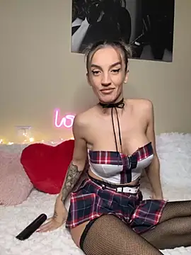 adelabby9 online show from 22, 9, 2025