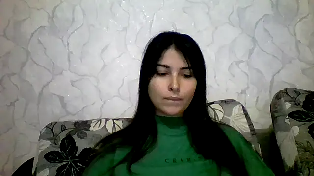 Marina Edwards online show from 5, 10, 2025