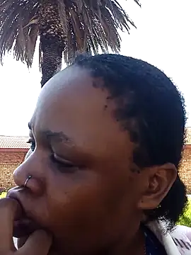 BlondieBitch online show from 10, 2, 2026