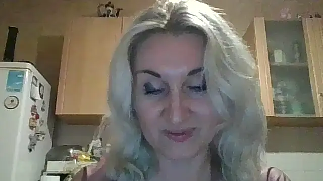 Tovelyn online show from 6, 10, 2025