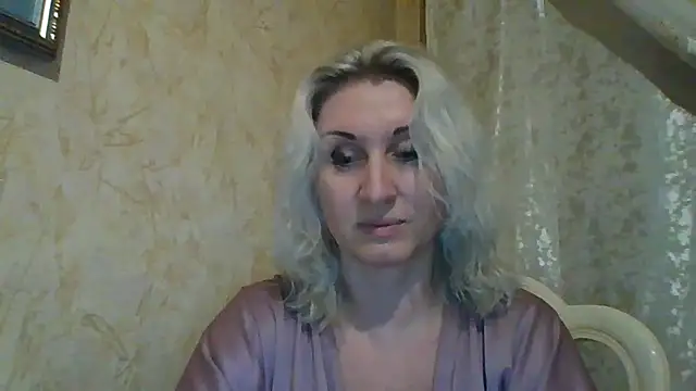 Tovelyn online show from 4, 10, 2025