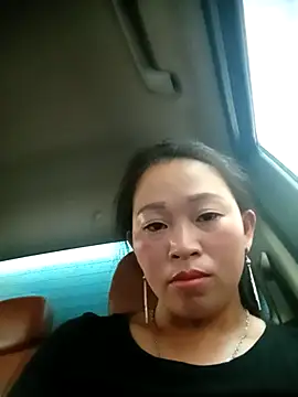 Zuzi-nini online show from 2, 10, 2025