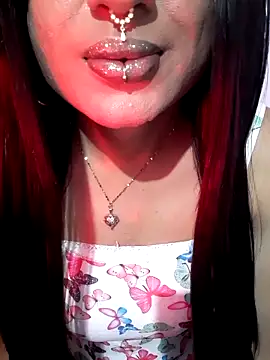 Snapshot of Cutie-Whiskey1 chatting on 3, 11, 2025 Cutie-Whiskey1 online show from 3, 11, 2025