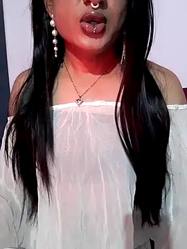 Snapshot of Cutie-Whiskey1 chatting on 7, 11, 2025 Cutie-Whiskey1 online show from 7, 11, 2025