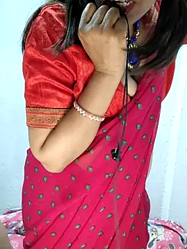 bigcutecouple online show from 13, 3, 2026