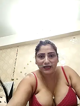 Snapshot of Loveangle1 chatting on 2, 10, 2025 Loveangle1 online show from 2, 10, 2025