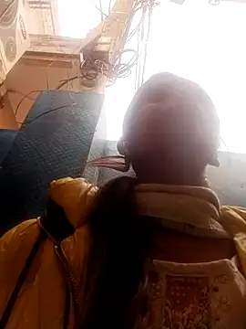 Saloni-Gupta online show from 17, 12, 2025