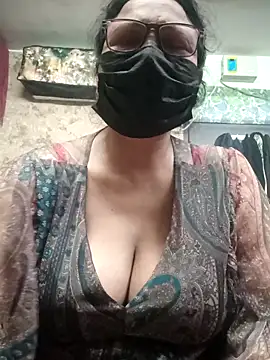 thehotlady online show from 6, 2, 2026