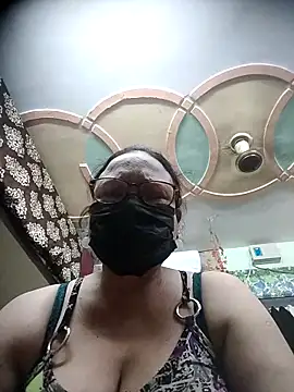 thehotlady online show from 4, 10, 2025