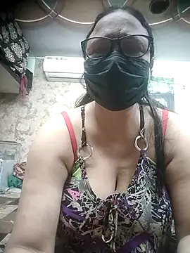 thehotlady online show from 5, 11, 2025