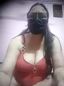 thehotlady online show from 7, 11, 2025