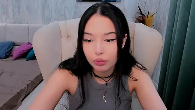 ElizabethParkk online show from 10, 10, 2025