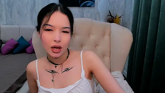 ElizabethParkk online show from 7, 10, 2025