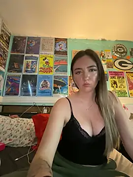 Snapshot of kaybabyx4 chatting on 9, 4, 2026 kaybabyx4 online show from 9, 4, 2026